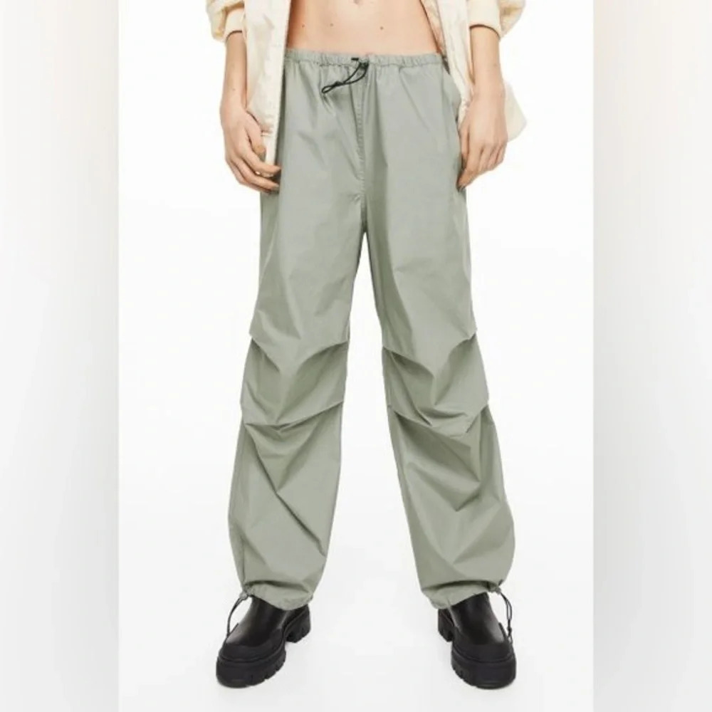 Divided H&M 90’s Y2K Parachute Pants Green Wide Leg Drawstring M - Picture 10 of 12